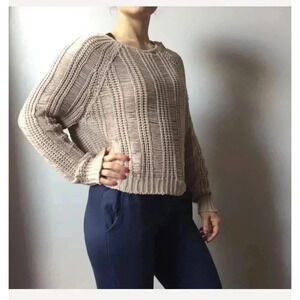 Bar III Cropped Beige Cable Knit Sweater size medium